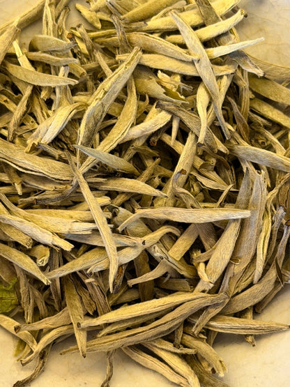 BIAŁY PĄCZEK BAI HAO YIN ZHEN